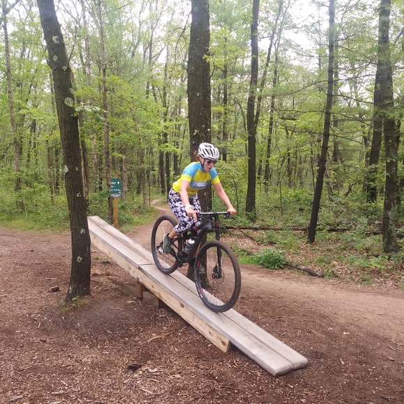 Meet your Posher, Laura - Picture 2 of 6